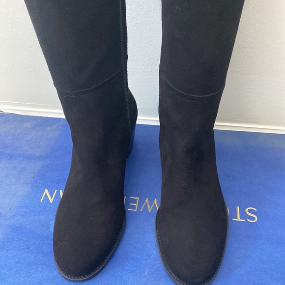 Stuart Weitzman boot size 7 - Picture 3 of 6